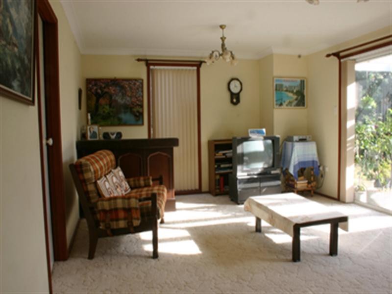 14 Henzel Road, Green Point NSW 2251