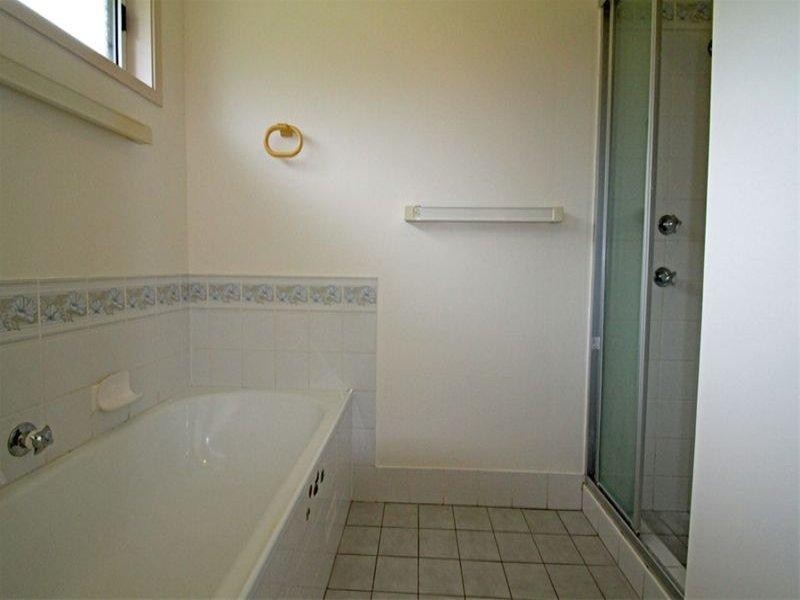 5B Dalgety Crescent, Green Point NSW 2251