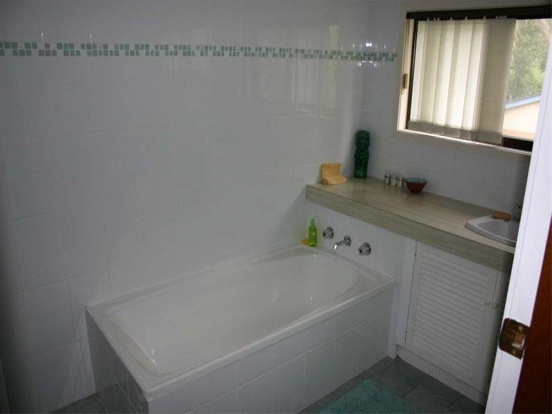 31 View Street, North Avoca NSW 2260