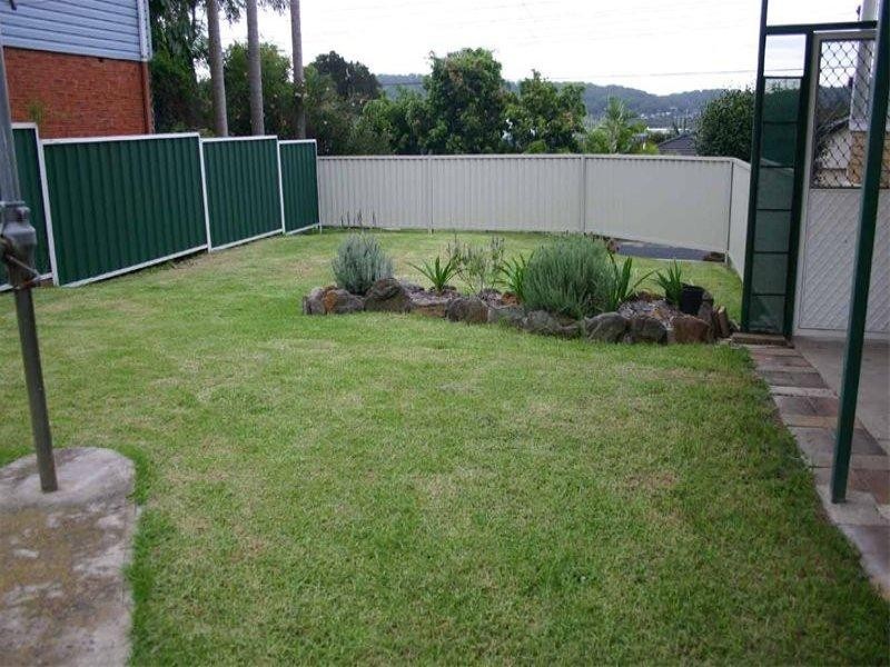 14 Bayside Drive, Green Point NSW 2251