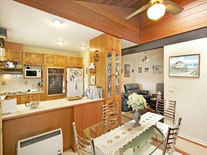 296 Avoca Drive, Green Point NSW 2251