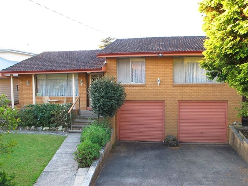16 Lakewood Avenue, Green Point NSW 2251
