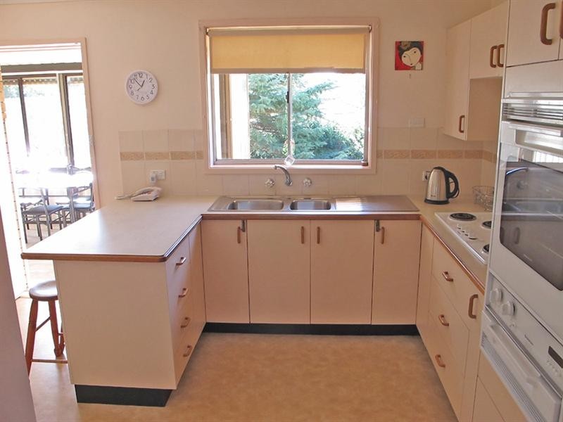 16 Lakewood Avenue, Green Point NSW 2251