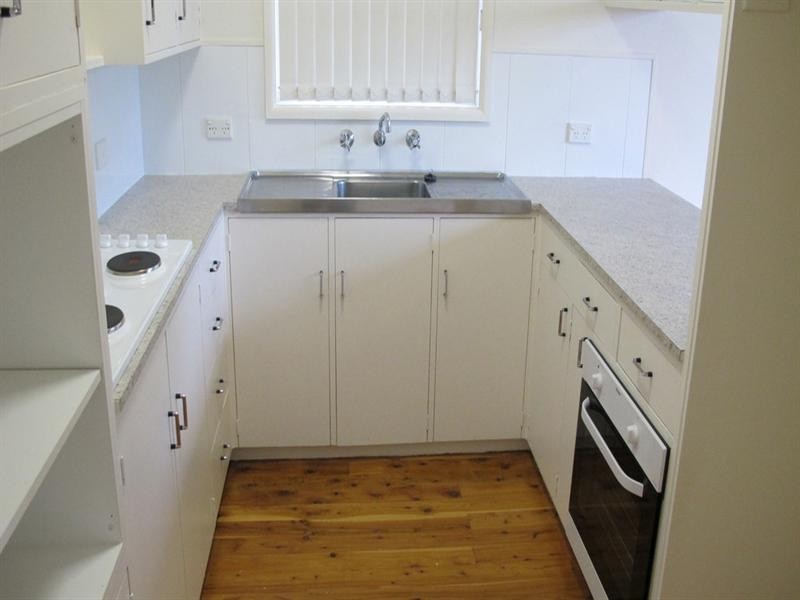 15 Edgewater Avenue, Green Point NSW 2251