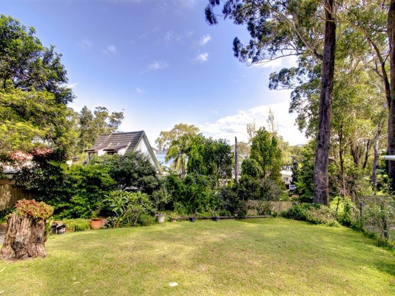 307A Avoca Drive, Green Point NSW 2251