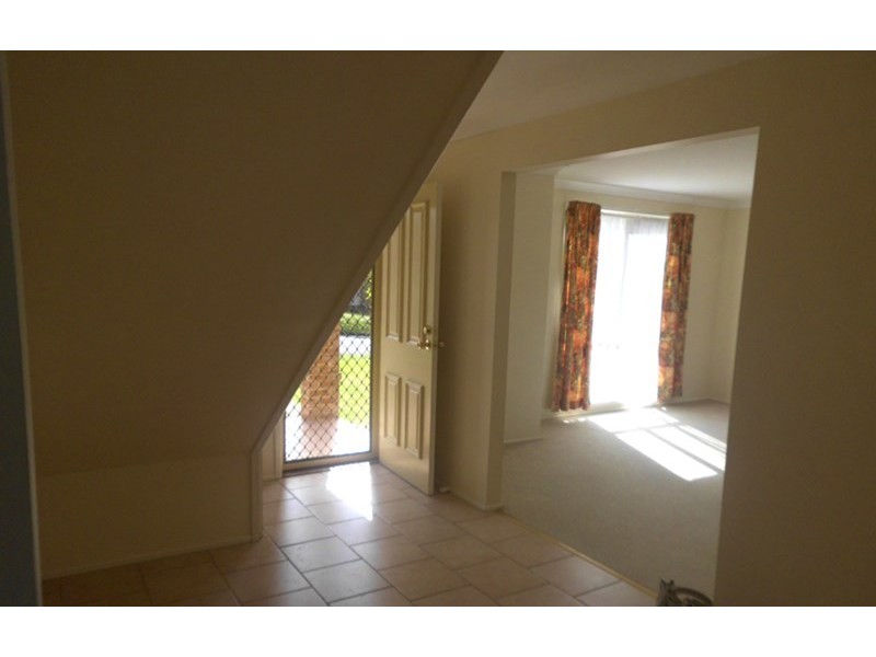 19 Greenlee Street, Green Point NSW 2251
