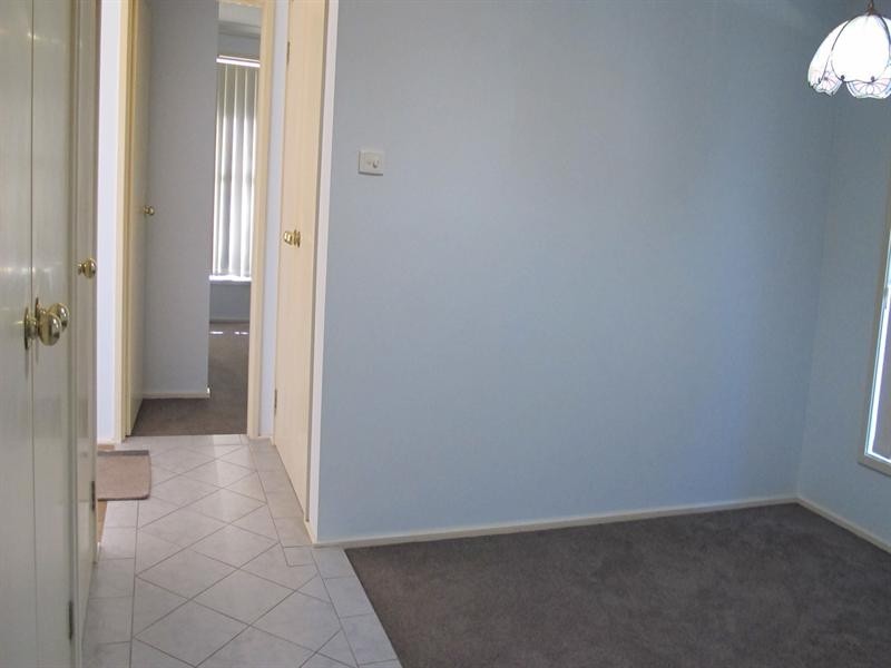 7 Lauren Close, Green Point NSW 2251