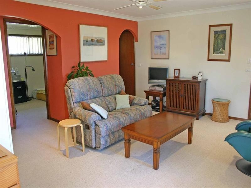 18 David Street, Green Point NSW 2251