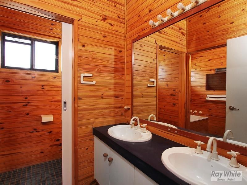 167 Avoca Drive, Green Point NSW 2251