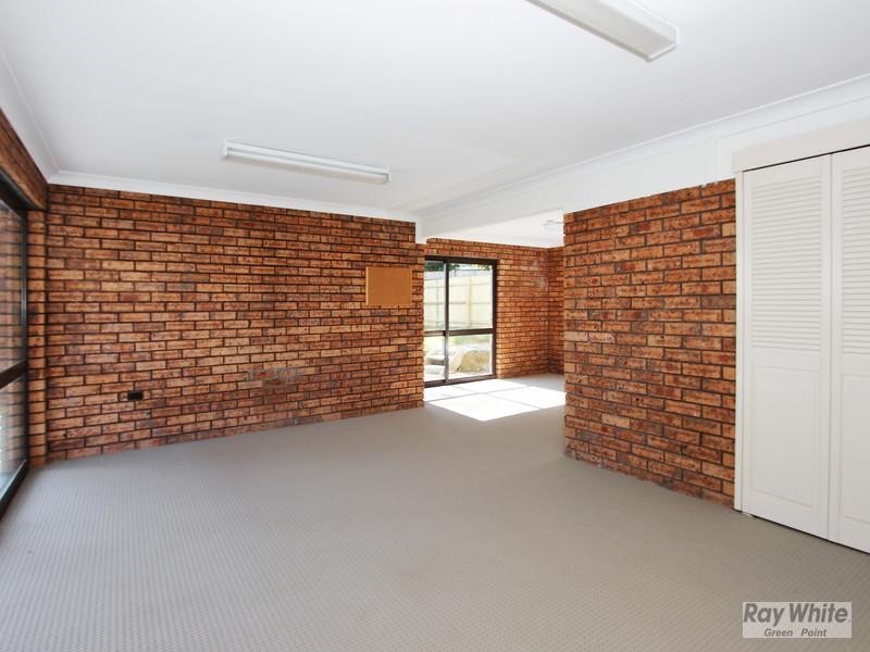 167 Avoca Drive, Green Point NSW 2251