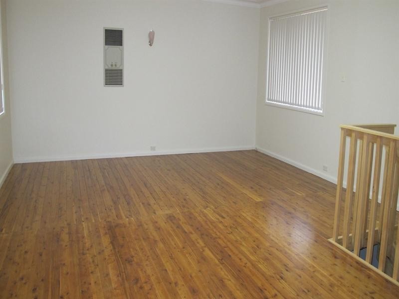 15 Edgewater Avenue, Green Point NSW 2251