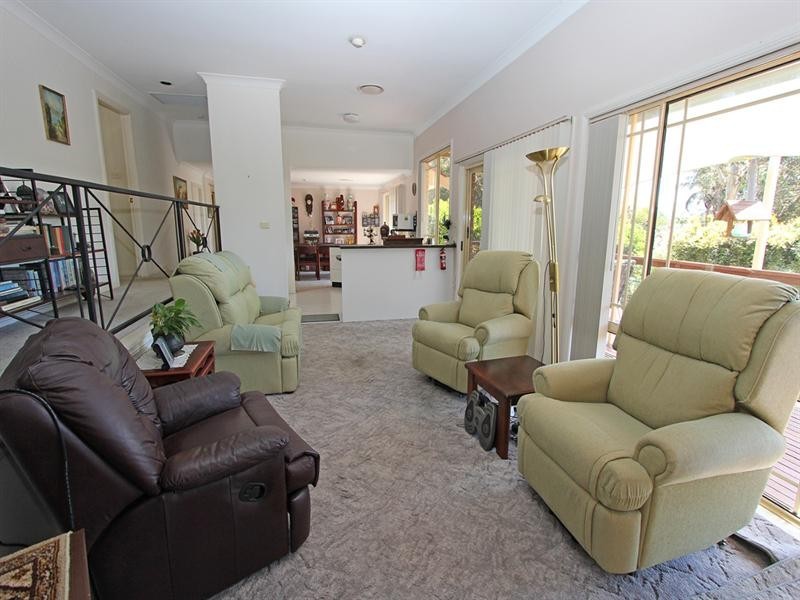 30 Katherine Crescent, Green Point NSW 2251