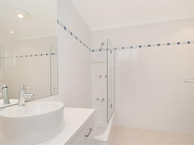 23 Marilyn Parade, Green Point NSW 2251