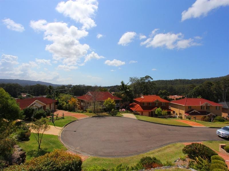 11 Mount Place, Green Point NSW 2251