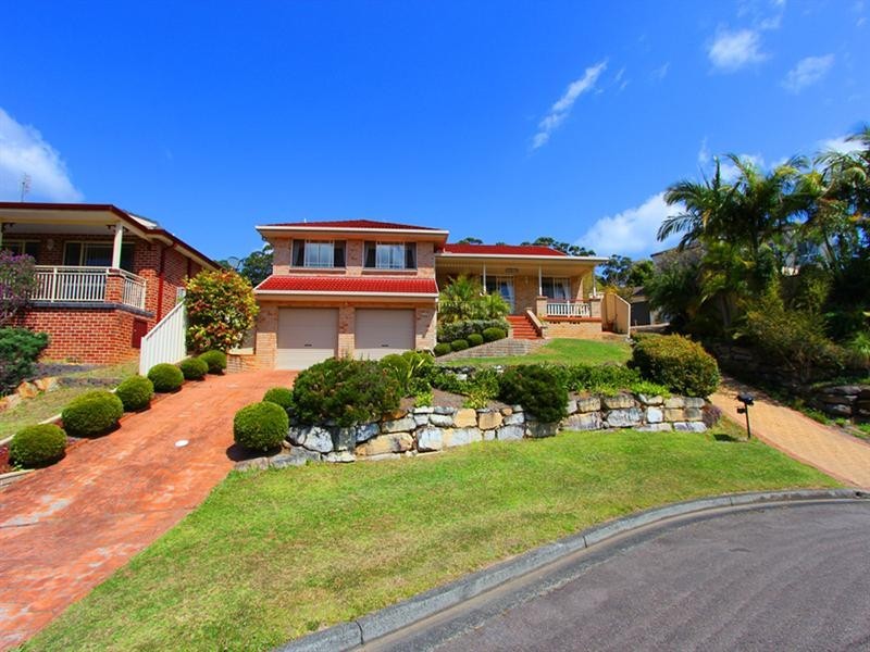 11 Mount Place, Green Point NSW 2251
