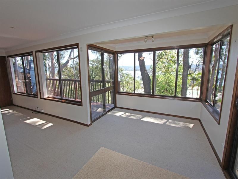 18 David Street, Green Point NSW 2251