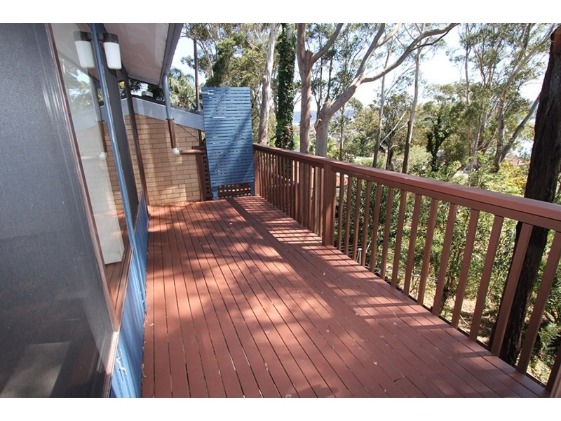 18A David Street, Green Point NSW 2251