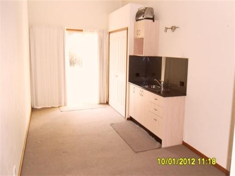 14b Barinya Lane, Erina NSW 2250