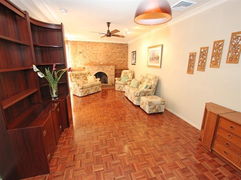 224 Avoca Drive, Green Point NSW 2251