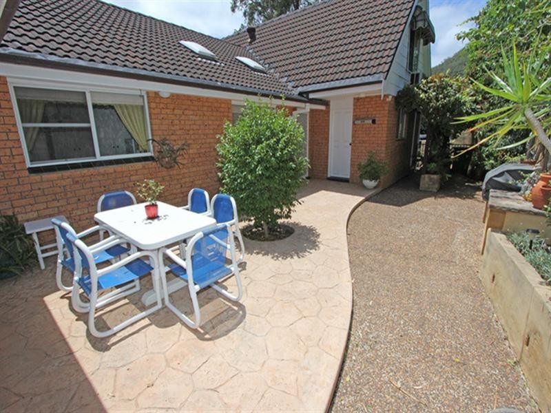 224 Avoca Drive, Green Point NSW 2251