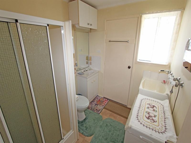 1 Third Avenue Broadlands Estate, Green Point NSW 2251