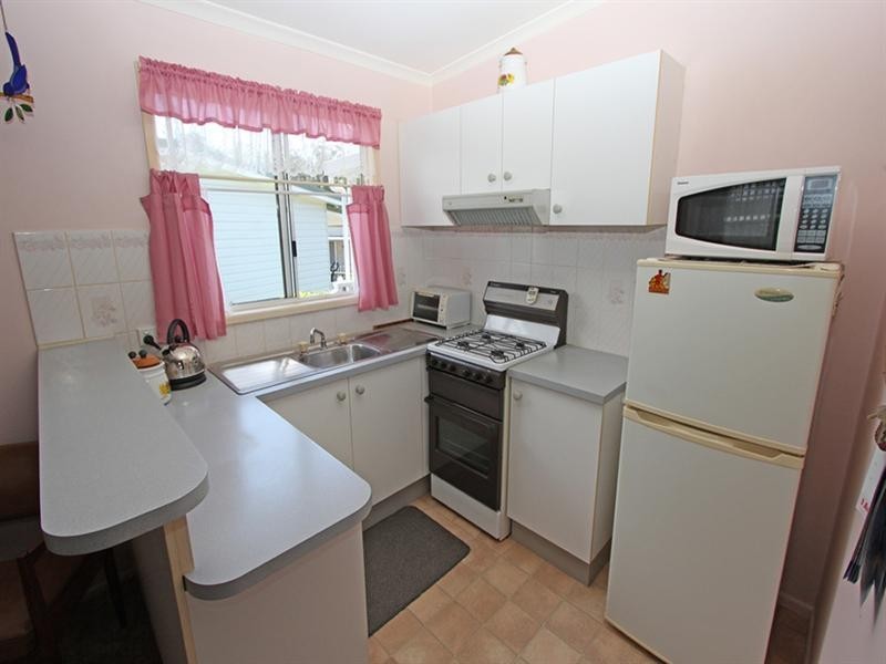 1 Third Avenue Broadlands Estate, Green Point NSW 2251