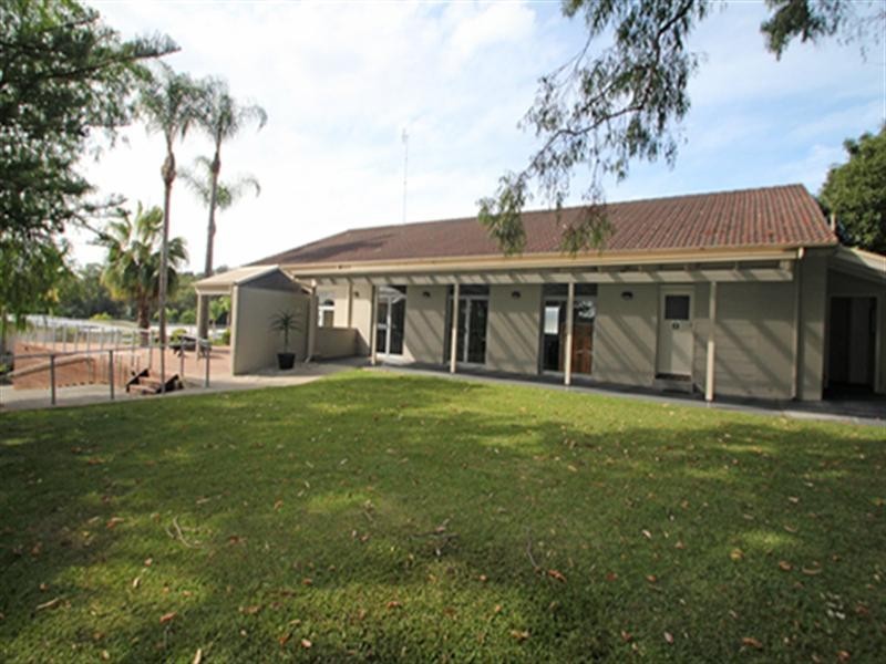 1 Third Avenue Broadlands Estate, Green Point NSW 2251
