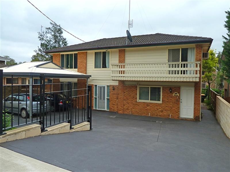 195 Avoca Drive, Green Point NSW 2251