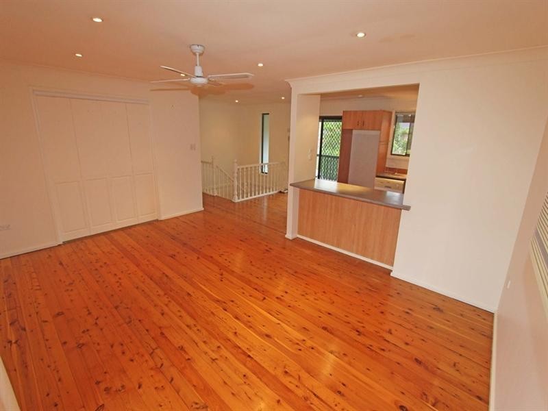 195 Avoca Drive, Green Point NSW 2251