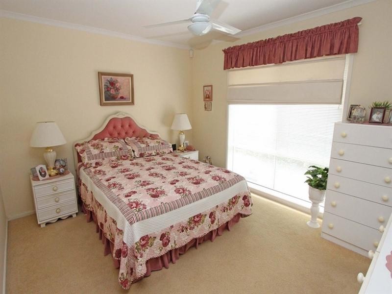 2 Sycamore Close, Springfield NSW 2250