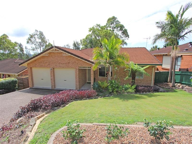 16 Beveridge Drive, Green Point NSW 2251