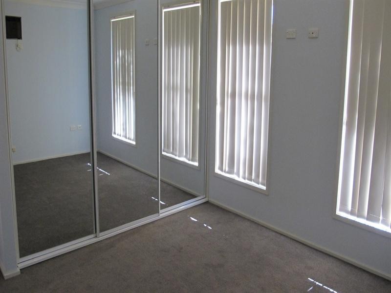 7 Lauren Close, Green Point NSW 2251