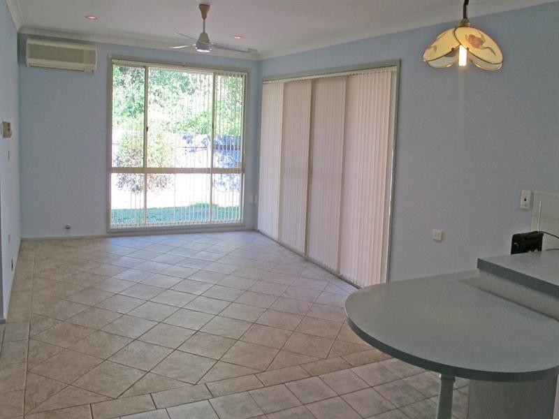 7 Lauren Close, Green Point NSW 2251