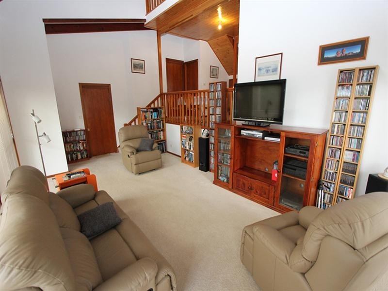 21 Woorara Parade, Green Point NSW 2251