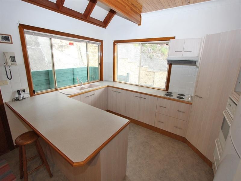 21 Woorara Parade, Green Point NSW 2251