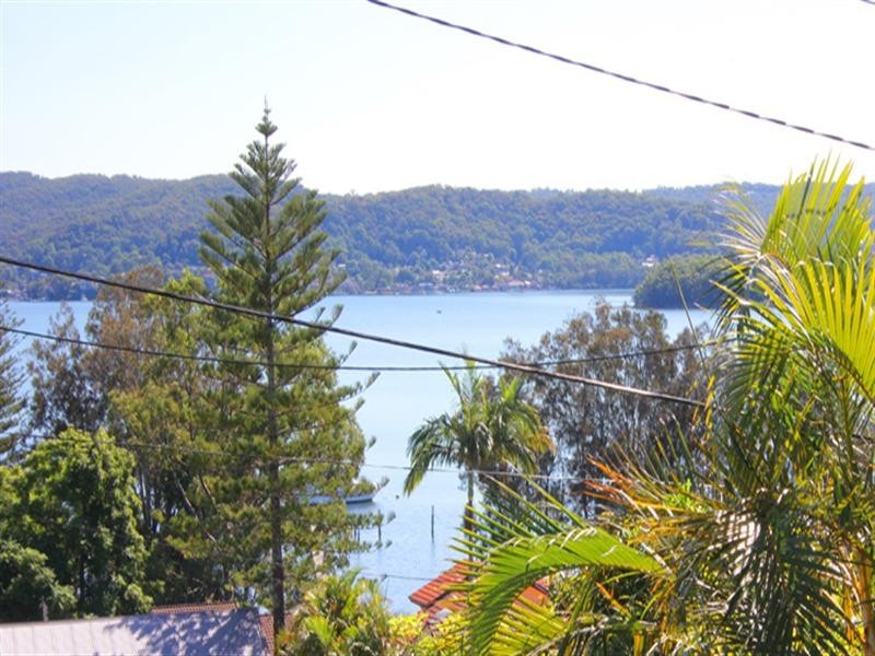 288 Avoca Drive, Green Point NSW 2251