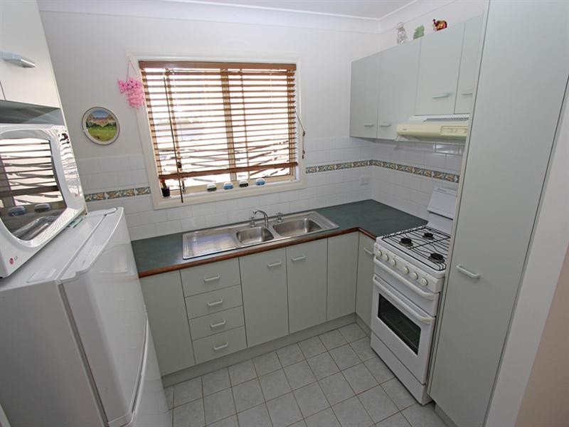 3 Fifth Ave, Broadlands Estate, Green Point NSW 2251