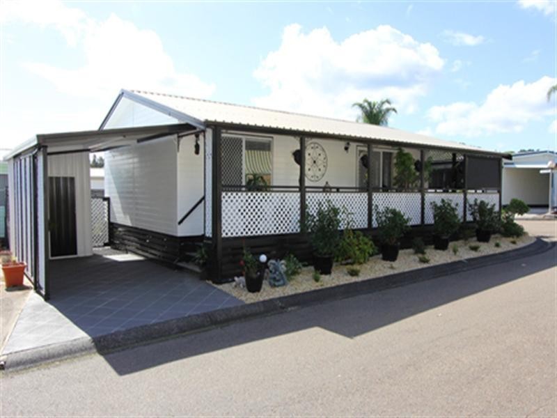 6 Third Ave, Broadlands Estate, Green Point NSW 2251