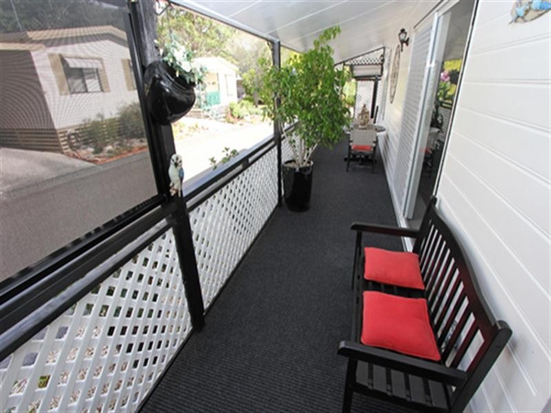6 Third Ave, Broadlands Estate, Green Point NSW 2251