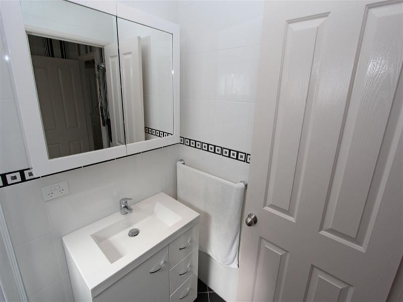 6 Third Ave, Broadlands Estate, Green Point NSW 2251