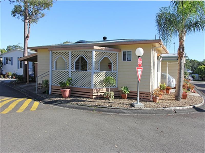 6 Second Avenue, Broadlands Estate, Green Point NSW 2251