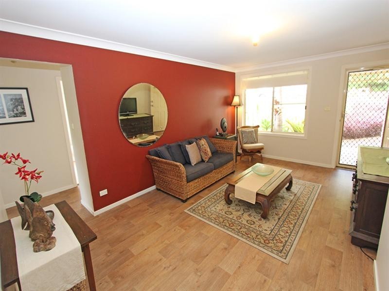 16 Beveridge Drive, Green Point NSW 2251