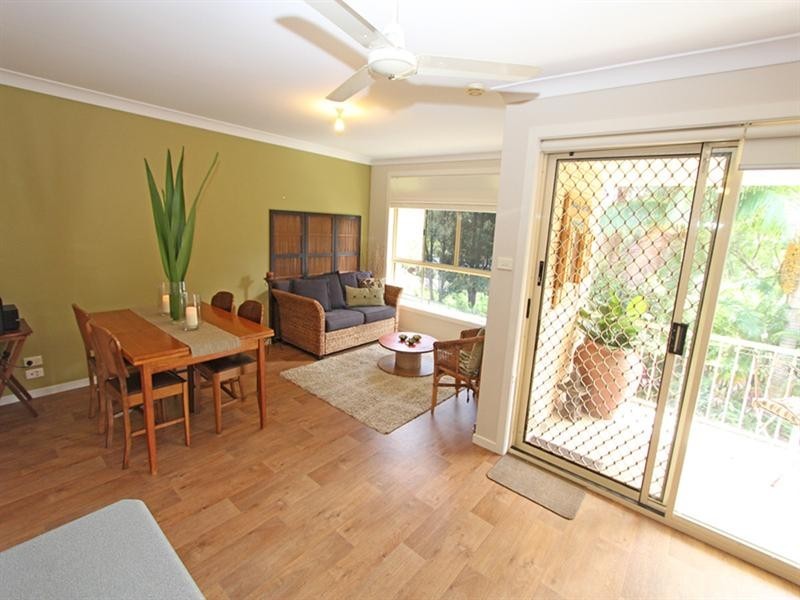 16 Beveridge Drive, Green Point NSW 2251