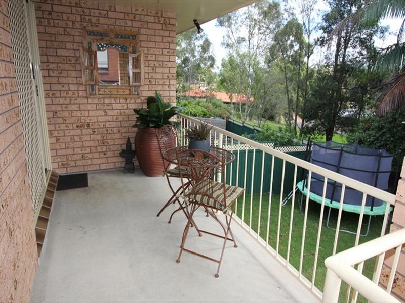 16 Beveridge Drive, Green Point NSW 2251