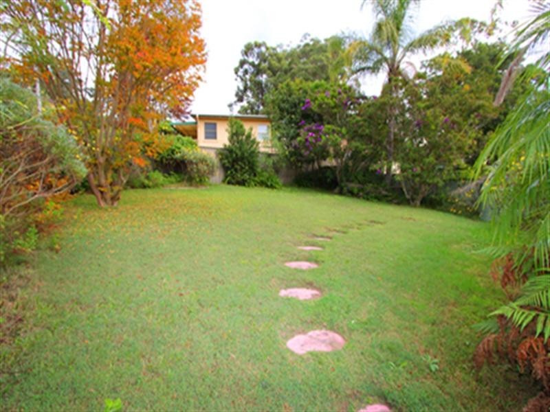 38 Orana Street, Green Point NSW 2251