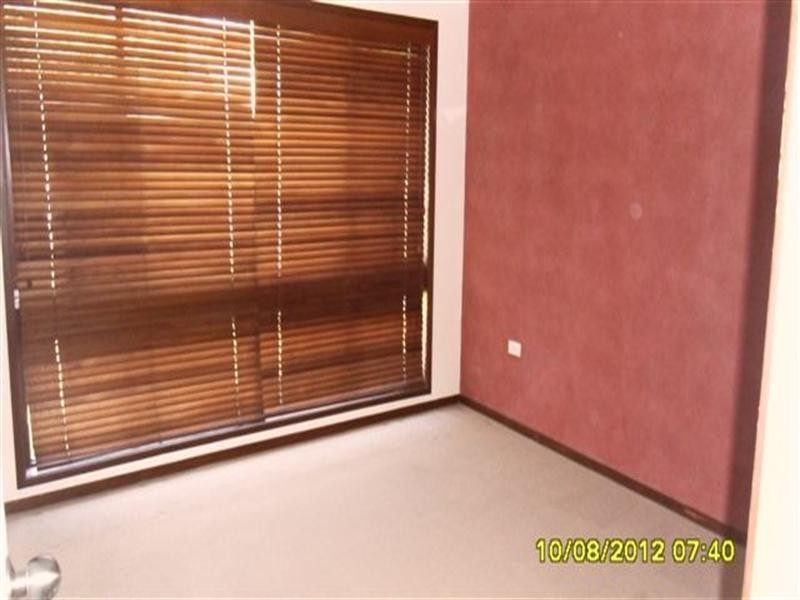 54 John, Forresters Beach NSW 2260