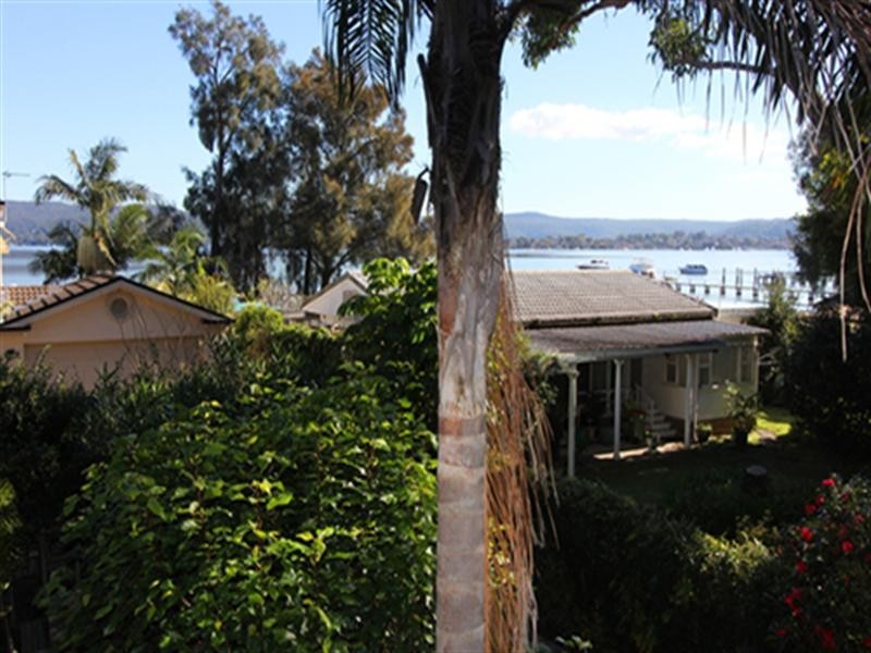 265A Avoca Drive, Green Point NSW 2251