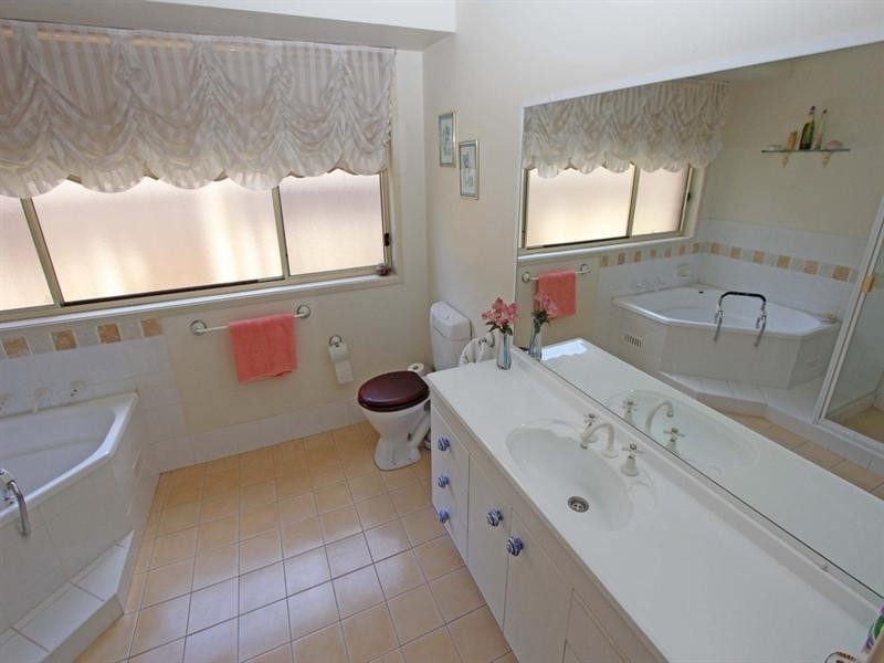 20 Legge Place, Green Point NSW 2251