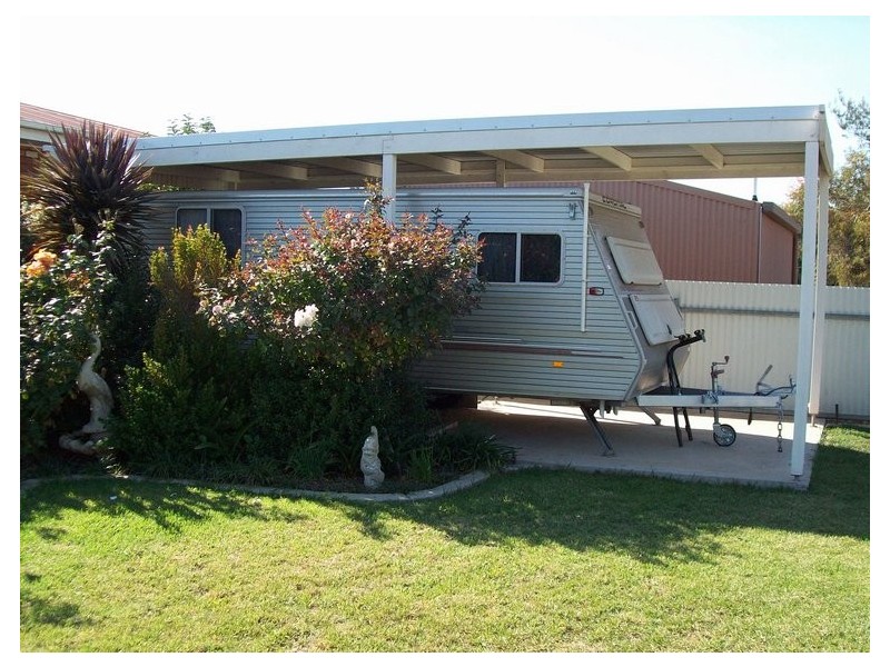 107 Pell Street, Howlong NSW 2643