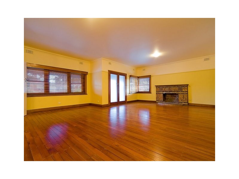 326 Mount Street, East Albury NSW 2640